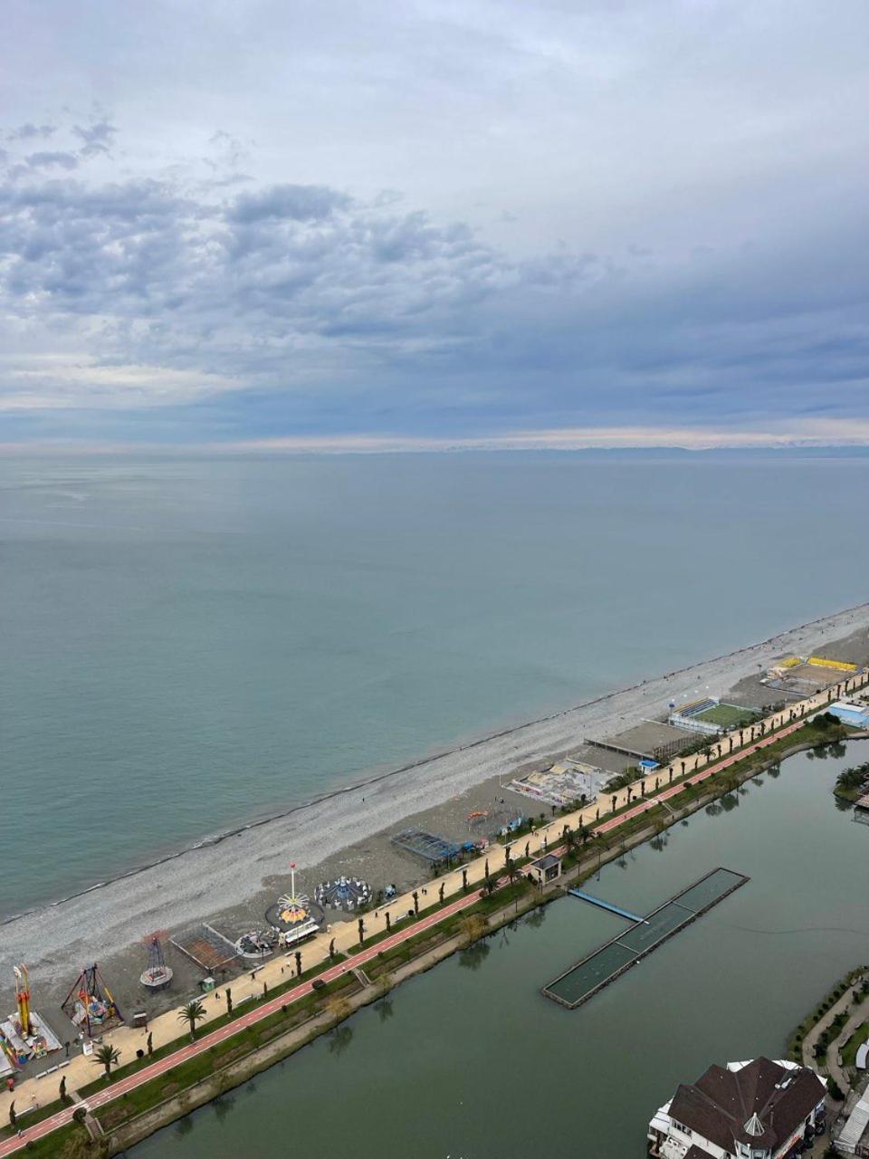 Orbi City Panorama Towers Hotel Batumi Exterior foto