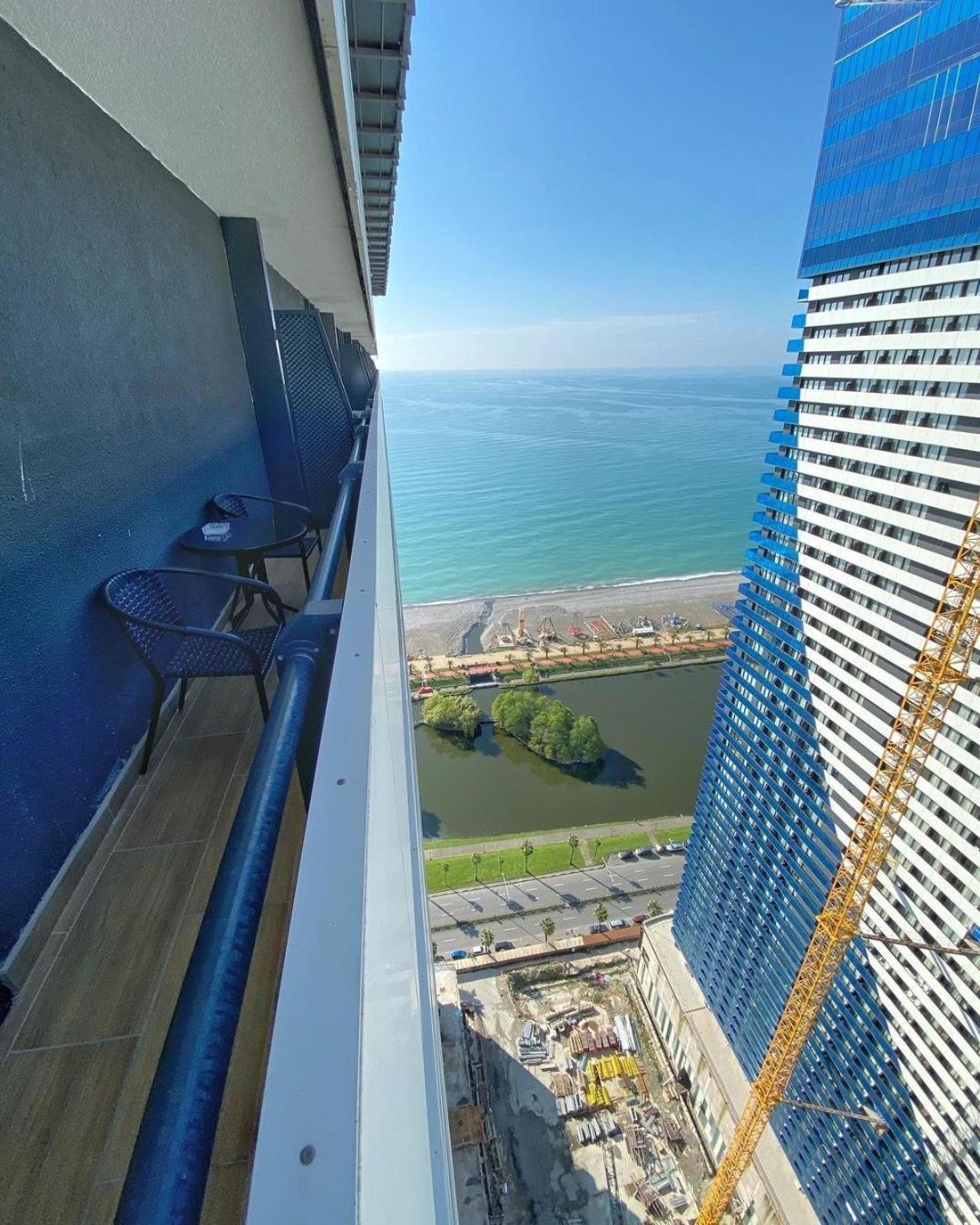 Orbi City Panorama Towers Hotel Batumi Exterior foto